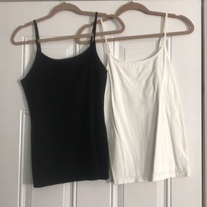 Bundle of 4 camisoles